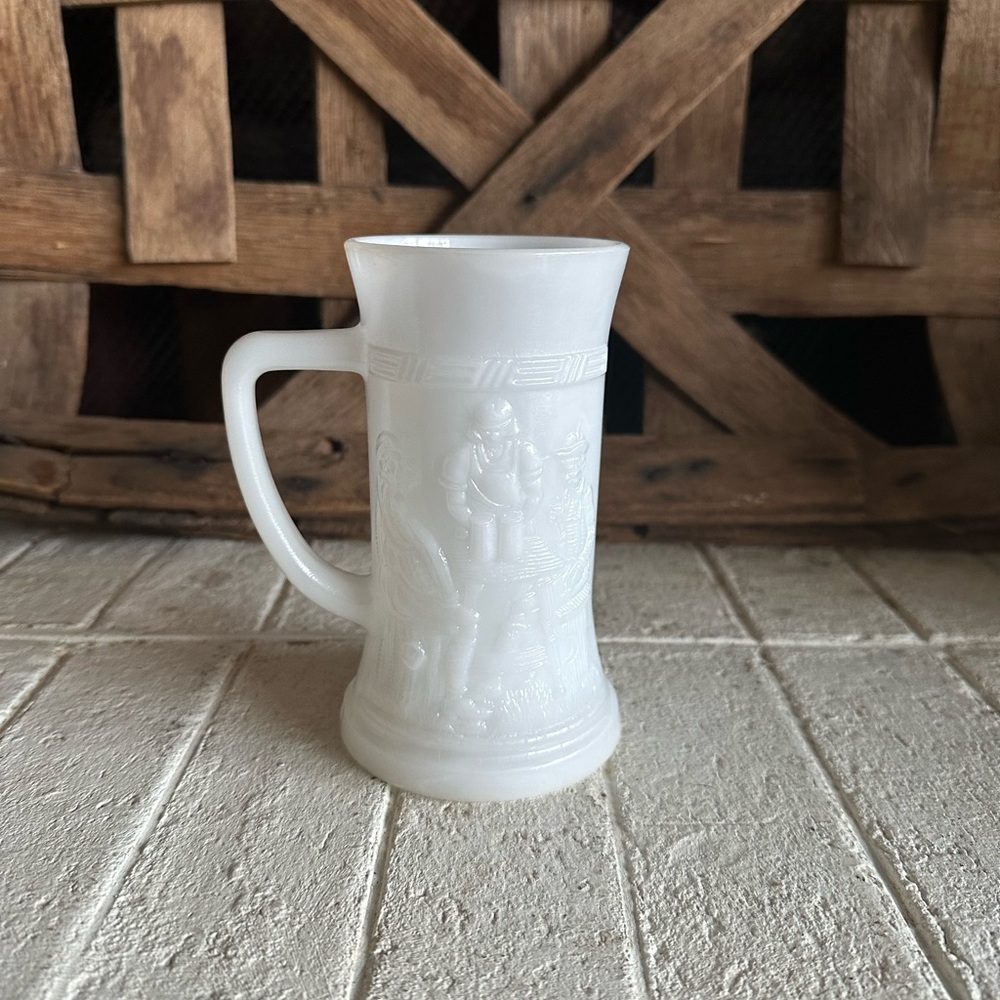 Vintage 1960’s White Milk Glass Federal Glass Tankard/Beer Stein (8)